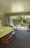 Туры в отель West Beach Inn, a Coast Hotel