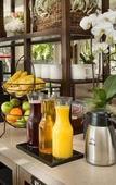 Туры в отель West Beach Inn, a Coast Hotel