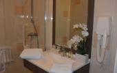 Туры в отель Kyriad Lyon Est - Genas Eurexpo