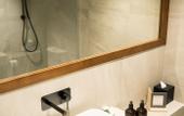 Туры в отель Kamana Lakehouse