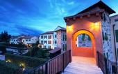 Туры в отель Town Square Suites by Toscana Valley