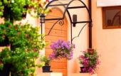 Туры в отель Town Square Suites by Toscana Valley