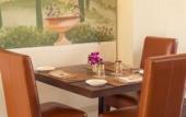 Туры в отель Town Square Suites by Toscana Valley