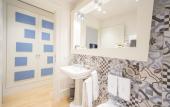 Туры в отель Cinque Luxury Rooms