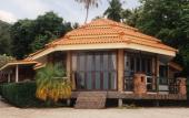 Туры в отель Adang Island Resort