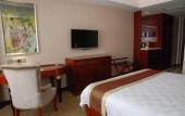 Туры в отель Vienna International Hotel (Dongguan Humen High-speed Railway Station Wanda Plaza Branch)