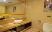 Туры в отель Vienna International Hotel (Dongguan Humen High-speed Railway Station Wanda Plaza Branch)