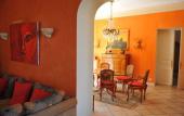 Туры в отель Villa Valflor chambres d'hotes et appartements