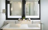 Туры в отель Hotel Le Colombier Suites