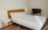 Туры в отель Hostal Manuela by gaiarooms