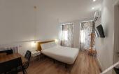 Туры в отель Hostal Manuela by gaiarooms