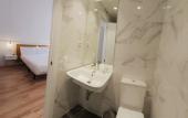 Туры в отель Hostal Manuela by gaiarooms