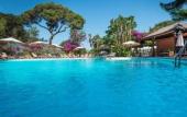 Туры в отель The Rock Hotel