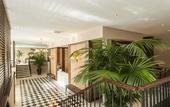Туры в отель The Rock Hotel