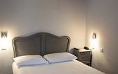 Туры в отель Hotel de France - Hotel de charme en Provence