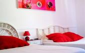 Туры в отель Hotel Le Petit Chateau