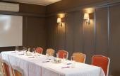 Туры в отель Hotel Les Eleveurs