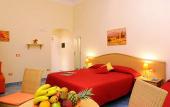 Туры в отель Sharon House