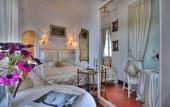 Туры в отель Le Roquebrune
