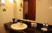 Туры в отель NEW OVERSEAS CHINESE HOTEL
