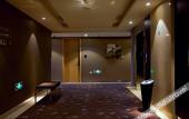 Туры в отель New Dynasty Hotel(Kaifeng Qingming Riverside Landscape Garden)