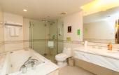 Туры в отель Jinhua Four Seasons Ruili Hotel