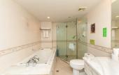 Туры в отель Jinhua Four Seasons Ruili Hotel