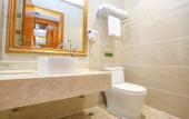Туры в отель Vienna International Hotel (Guangzhou Xintang High Speed Railway Station Cowboy City Branch)