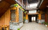 Туры в отель Wangcun Caotang Inn (Furong Town Waterfall)