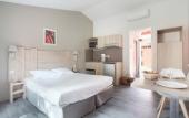 Туры в отель Residence Club Odalys Les Gardians