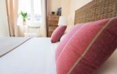 Туры в отель Emily Rooms