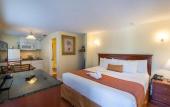 Туры в отель The Lighthouse Resort Inn & Suites