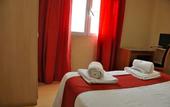 Туры в отель Hostal Falfes