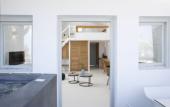 Туры в отель June Twenty Suites