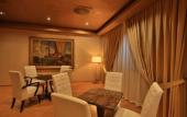 Туры в отель Hotel Rua Frati 48 in San Francesco