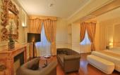 Туры в отель Hotel Rua Frati 48 in San Francesco