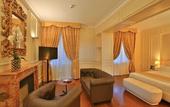 Туры в отель Hotel Rua Frati 48 in San Francesco
