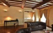 Туры в отель Hotel Rua Frati 48 in San Francesco