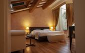Туры в отель Hotel Rua Frati 48 in San Francesco