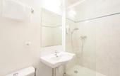 Туры в отель B&B Hotel Saclay