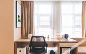 Туры в отель Atour Hotel (Yixing Huankeyuan)