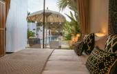 Туры в отель Zee Luxury Boutique Hotel