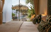 Туры в отель Zee Luxury Boutique Hotel