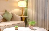 Туры в отель Light Luxury Hotel(Heihe Heilongjiang Riverside)