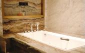Туры в отель Ramada Plaza by Wyndham Dongxing Citycenter