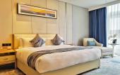 Туры в отель Ramada Plaza by Wyndham Dongxing Citycenter