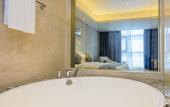 Туры в отель Ramada Plaza by Wyndham Dongxing Citycenter