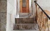 Туры в отель Pigeon Hotel