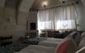 Туры в отель Pigeon Hotel