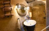 Туры в отель Pigeon Hotel